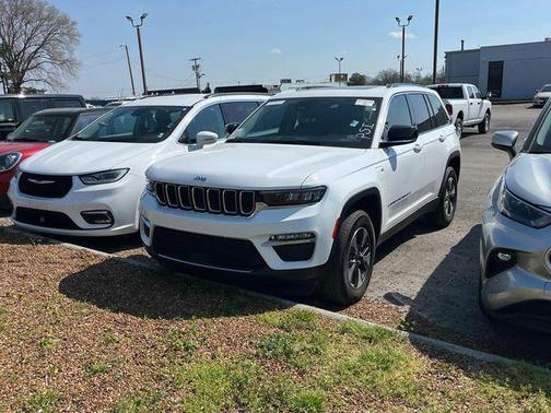 Bright White Clearcoat 2023 Jeep Grand Cherokee 4xe Base