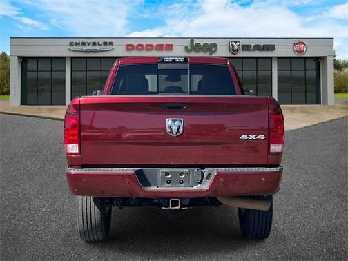 2018 RAM 2500 Big Horn Crew Cab 4x4 6'4' Box