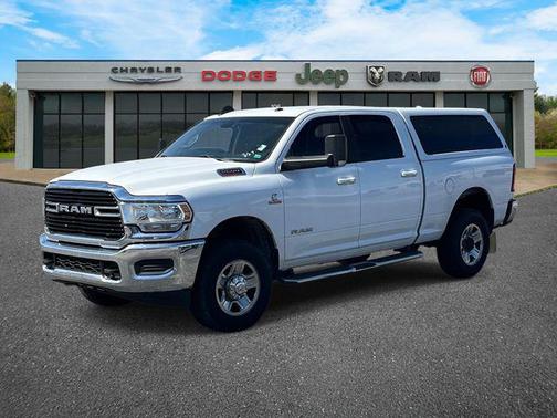 Bright White Clearcoat 2019 RAM 2500 Big Horn Crew Cab 4x4 6'4' Box