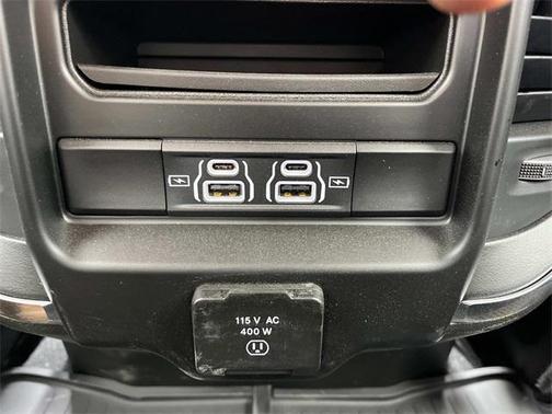 2025 RAM 2500 Laramie Crew Cab 4x4 6'4' Box