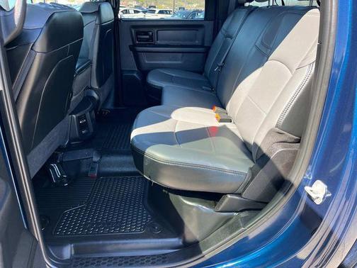 2024 RAM 2500 Tradesman Crew Cab 4x4 6'4' Box