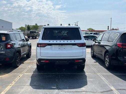 Bright White Clearcoat 2024 Jeep Wagoneer Series II Carbide 4x4