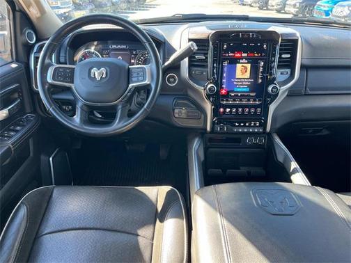 2021 RAM 3500 Laramie Crew Cab 4x4 8' Box