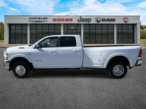 2021 RAM 3500 Laramie Crew Cab 4x4 8' Box