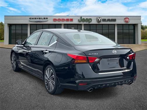 2023 Nissan Altima 2.5 SL