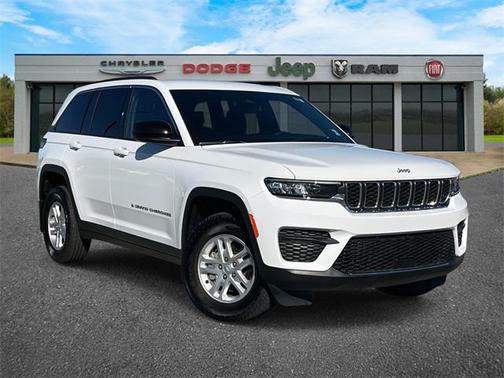 2024 Jeep Grand Cherokee Laredo