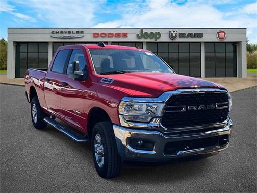 2024 RAM 2500 Big Horn Crew Cab 4x4 6'4' Box