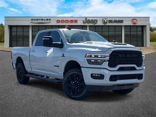 2025 RAM 2500 Laramie Crew Cab 4x4 6'4' Box