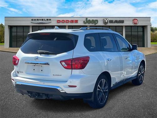 2019 Nissan Pathfinder Platinum