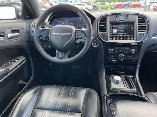 2022 Chrysler 300 S