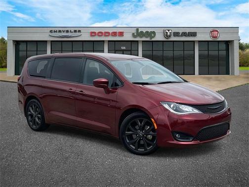 2020 Chrysler Pacifica Touring