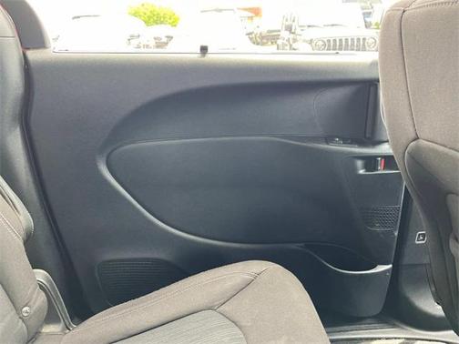 2020 Chrysler Pacifica Touring