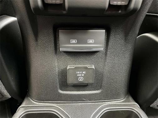 2025 Jeep Gladiator High Tide