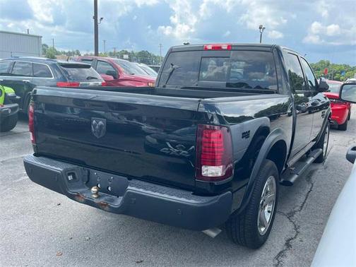 2023 RAM 1500 Classic Warlock Crew Cab 4x4 5'7' Box