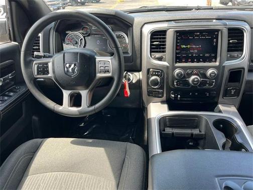 2023 RAM 1500 Classic Warlock Crew Cab 4x4 5'7' Box