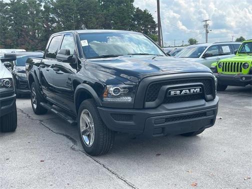 2023 RAM 1500 Classic Warlock Crew Cab 4x4 5'7' Box