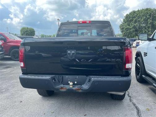 2023 RAM 1500 Classic Warlock Crew Cab 4x4 5'7' Box