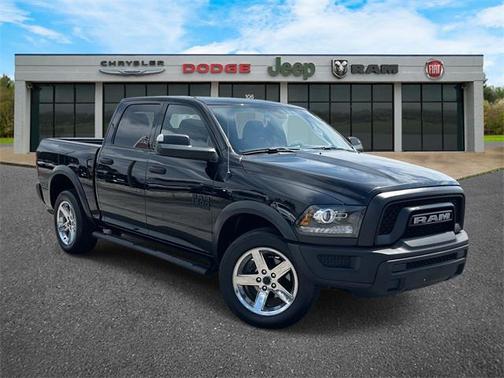 2023 RAM 1500 Classic Warlock Crew Cab 4x4 5'7' Box