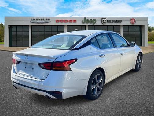 2022 Nissan Altima 2.5 SL