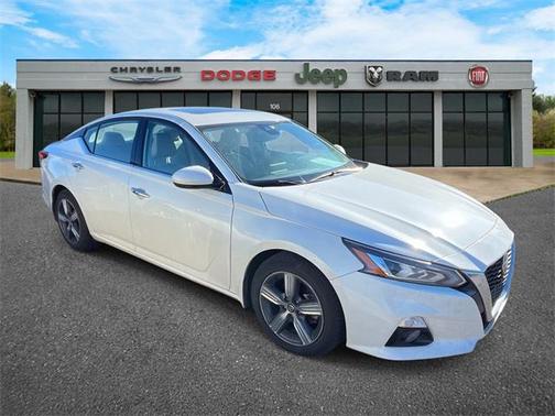 2022 Nissan Altima 2.5 SL