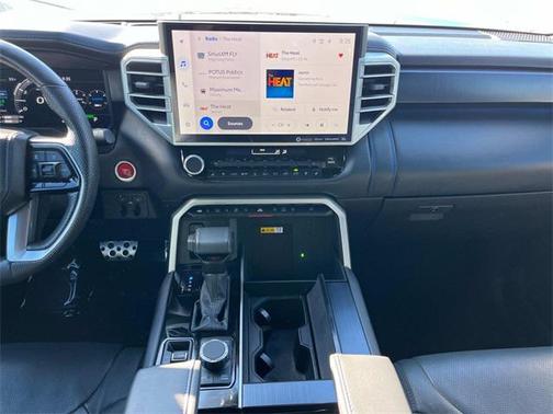 2024 Toyota Sequoia Platinum