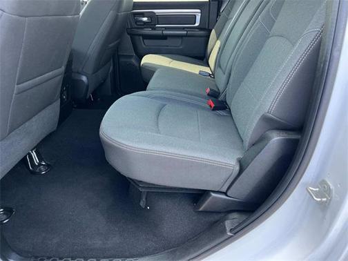 2023 RAM 1500 Classic Warlock Crew Cab 4x4 5'7' Box