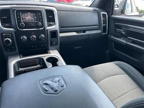 2023 RAM 1500 Classic Warlock Crew Cab 4x4 5'7' Box