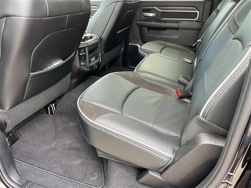 2025 RAM 3500 Laramie Crew Cab 4x4 6'4' Box