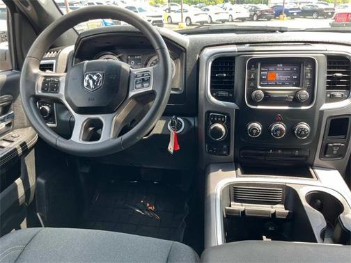 2023 RAM 1500 Classic Warlock Crew Cab 4x4 5'7' Box