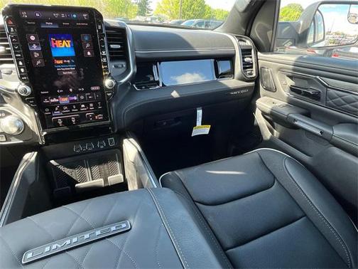 2025 RAM 1500 Limited