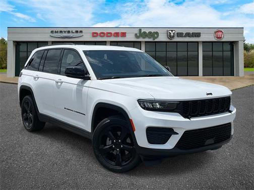 2024 Jeep Grand Cherokee Altitude