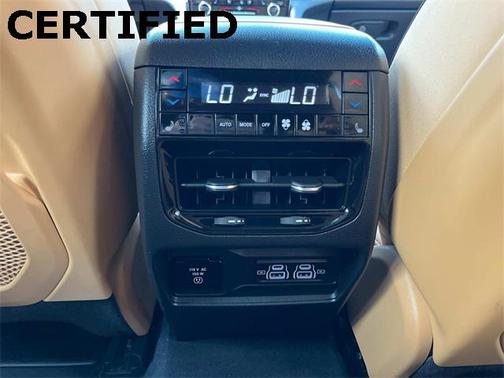2023 Jeep Grand Cherokee Summit