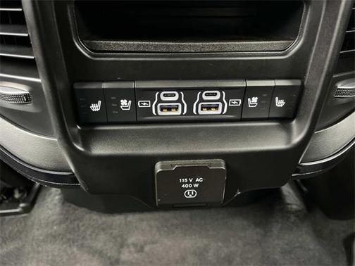 2025 RAM 1500 Limited