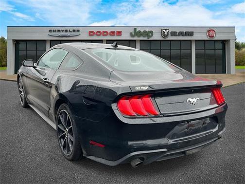 2021 Ford Mustang EcoBoost