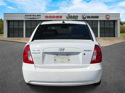 2010 Hyundai Accent GLS