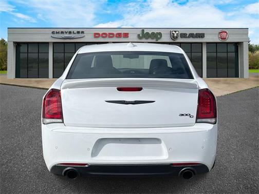 2023 Chrysler 300 C
