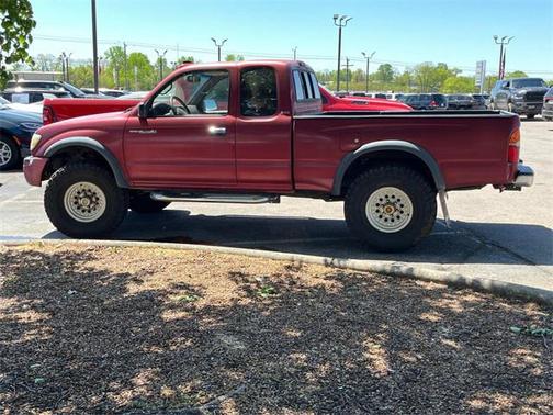 1998 Toyota Tacoma Base