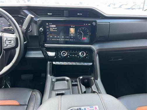 2025 GMC Sierra 2500 AT4