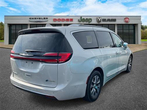 2021 Chrysler Pacifica L