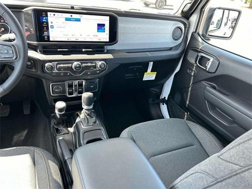 2025 Jeep Gladiator Sport S