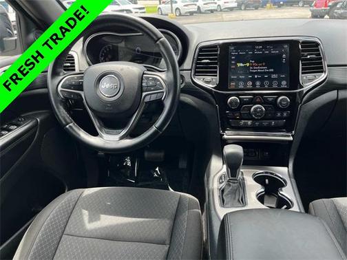 2019 Jeep Grand Cherokee Laredo