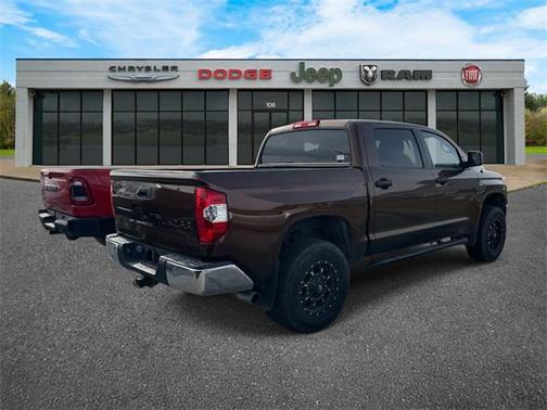 2017 Toyota Tundra SR5