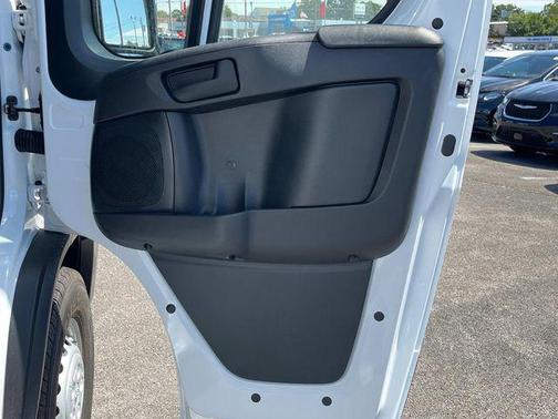 Bright White Clearcoat 2026 RAM ProMaster 1500 Low Roof