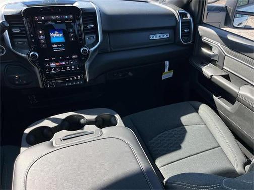 2026 RAM 3500 Big Horn Crew Cab 4x4 6'4' Box