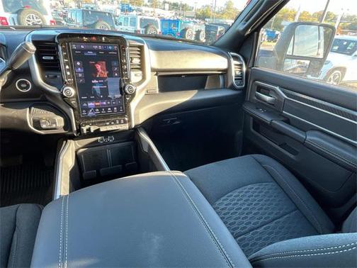 2025 RAM 2500 Big Horn Crew Cab 4x4 6'4' Box