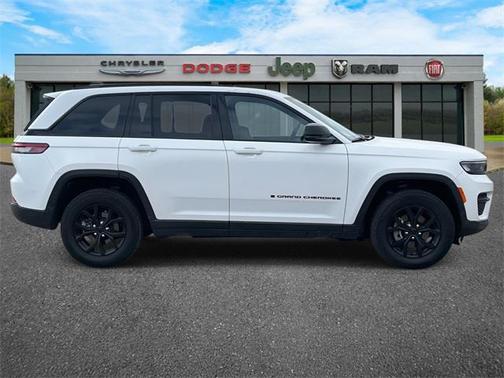 2024 Jeep Grand Cherokee Altitude