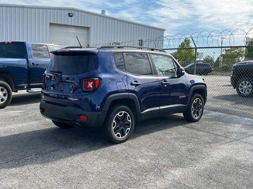 Jetset Blue 2016 Jeep Renegade Trailhawk