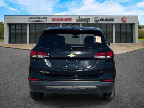 Mosaic Black Metallic 2024 Chevrolet Equinox 1LT