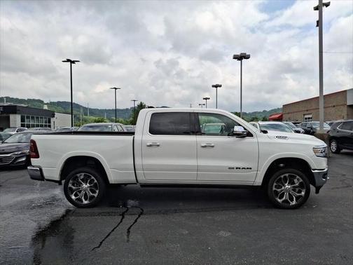 2020 RAM 1500 Laramie Longhorn Crew Cab 4x4 64' Box