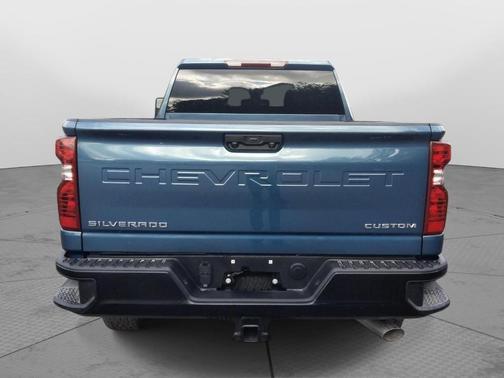 2025 Chevrolet Silverado 2500 Custom